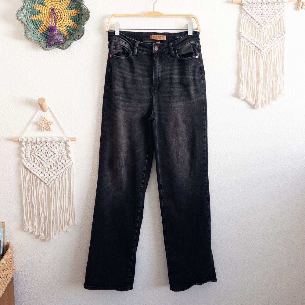 Judy Blue Black Wash Straight Fit Leg High-Rise Jean Size 11/30